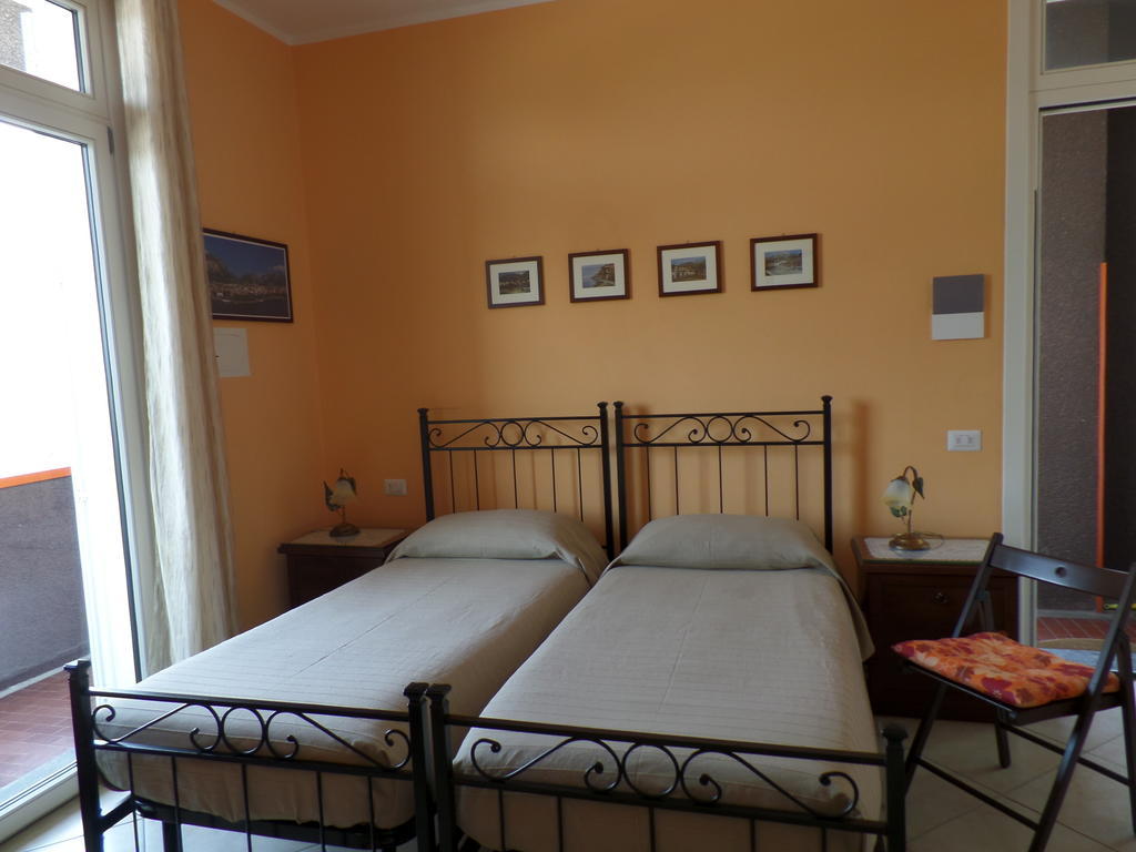 B&B Partenza Funivia Lecco Cameră foto