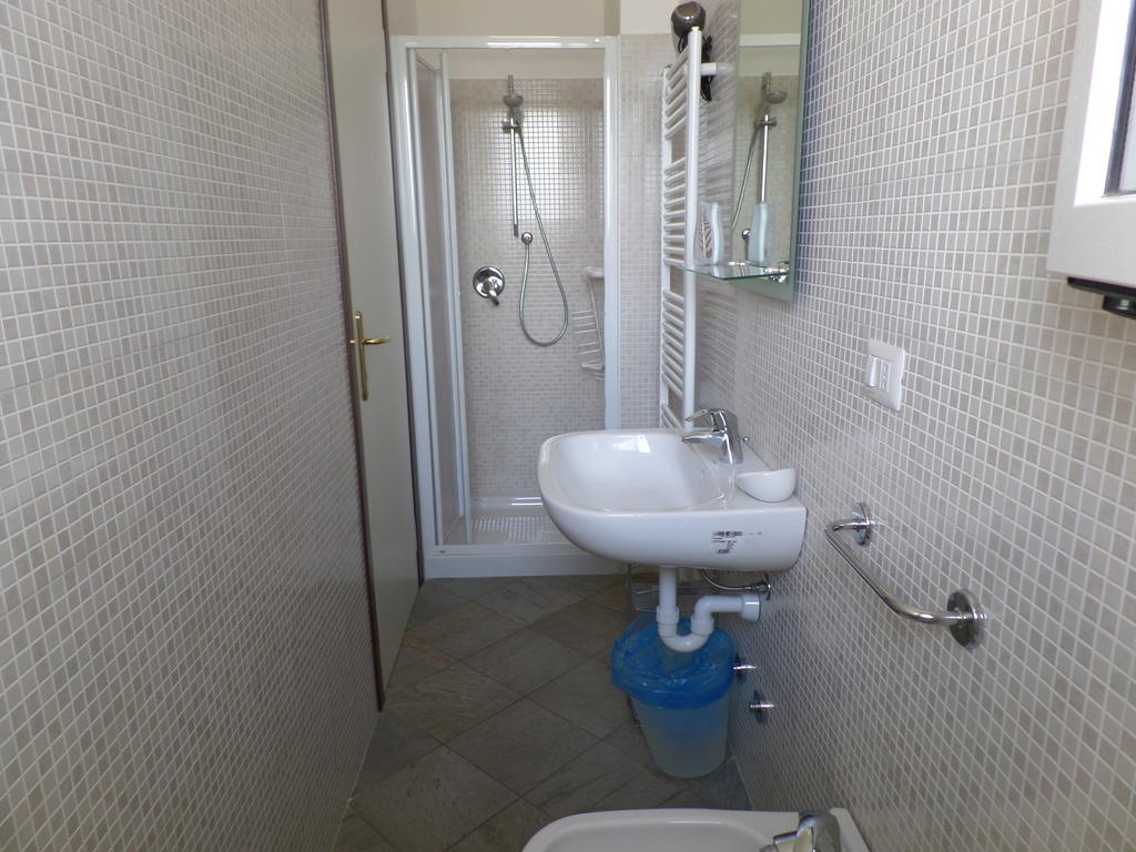 B&B Partenza Funivia Lecco Cameră foto